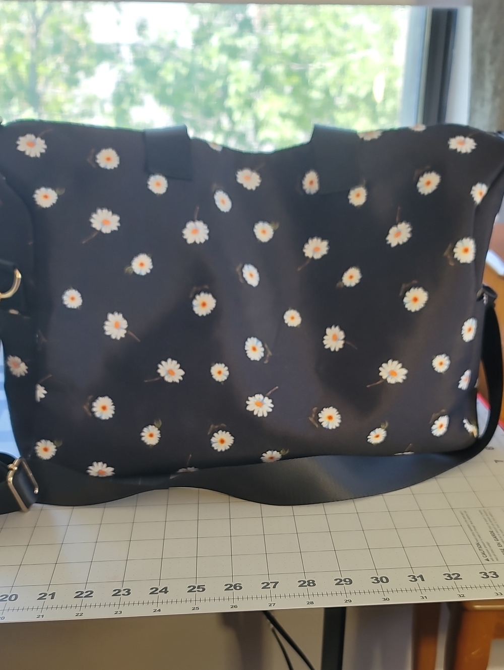 Alice + Olivia Black Tote with White Daisy Scatter